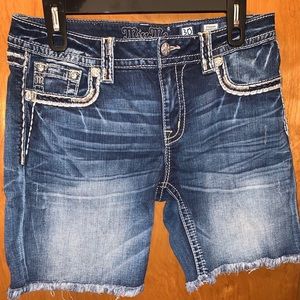 Miss Me Standard Mid-Shorts